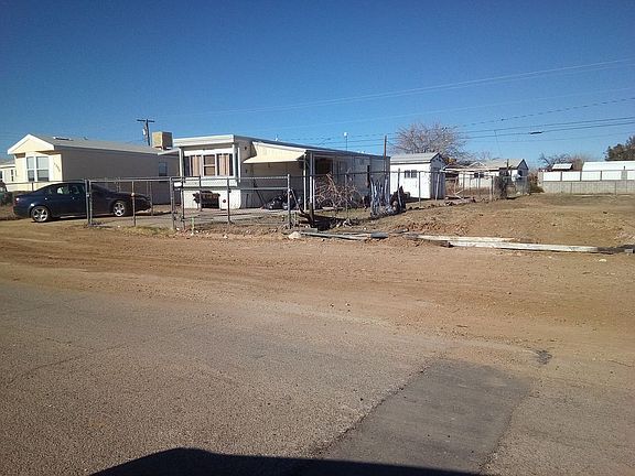 2nd image of 3039 E Devlin Ave