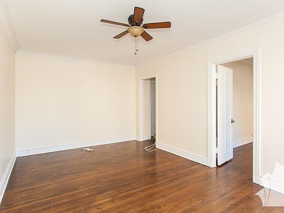 3rd image of 540 1/2 W Briar Pl #6N