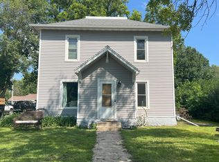 129 S Main St, Sherburn, MN 56171