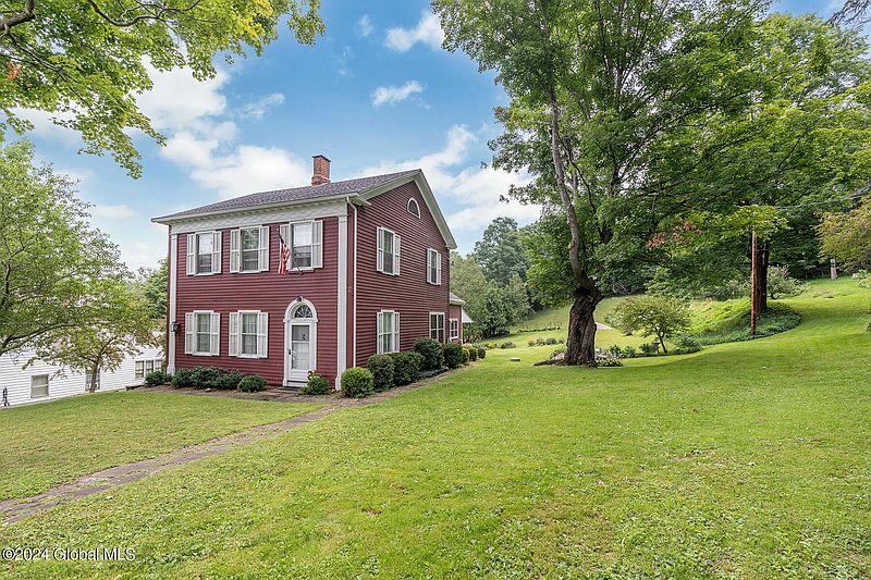 2nd image of 756 Irish Hill Road