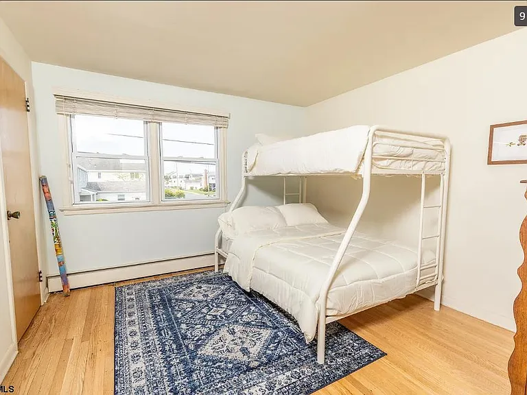 435 N Oxford Ave — Photo 9