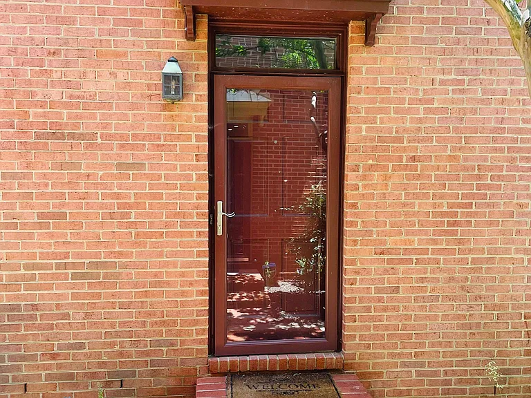 1405 Oronoco St — Photo 17