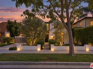 220 S Wetherly Dr, Beverly Hills, CA 90211