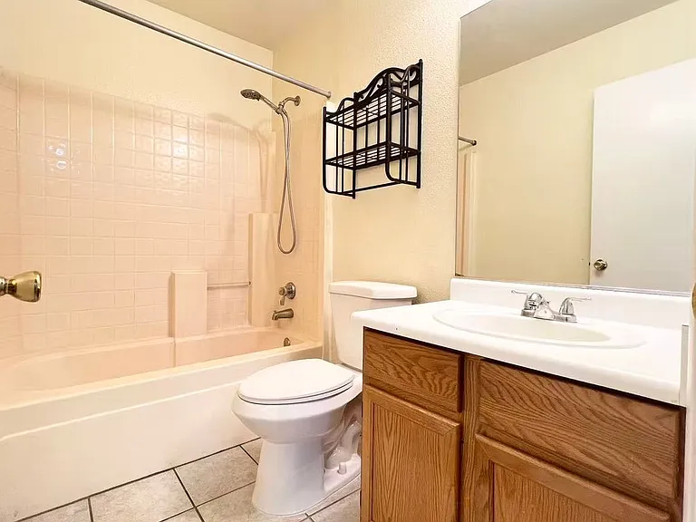 2137 Windhurst St — Photo 12