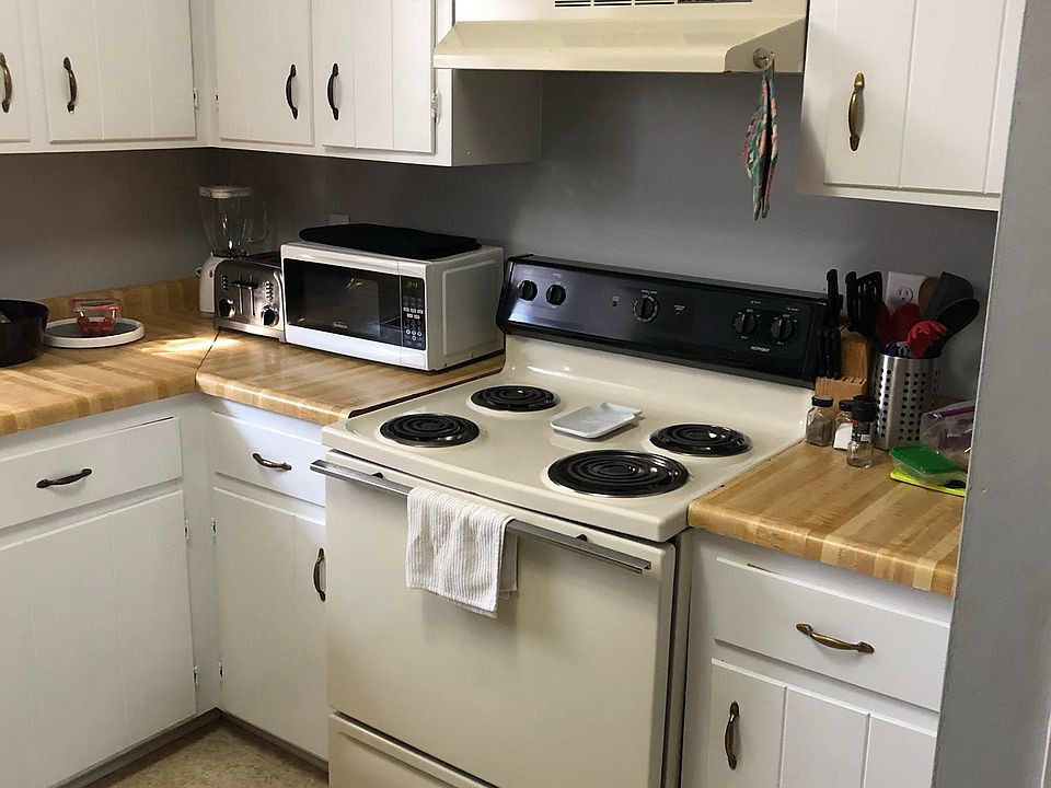 another view of kitchen