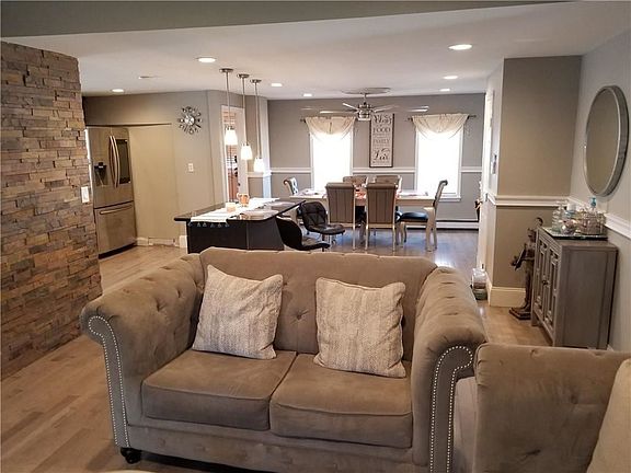 3rd image of 63 Prospect Hill Ave