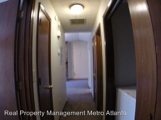 5th image of 5414 Glen Haven Dr