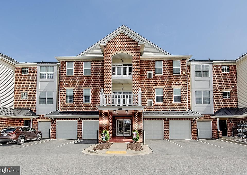 1st image of 1411 Wigeon Way Unit 206