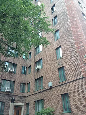 Sold by Besmatch Real Estate Inc | media 5