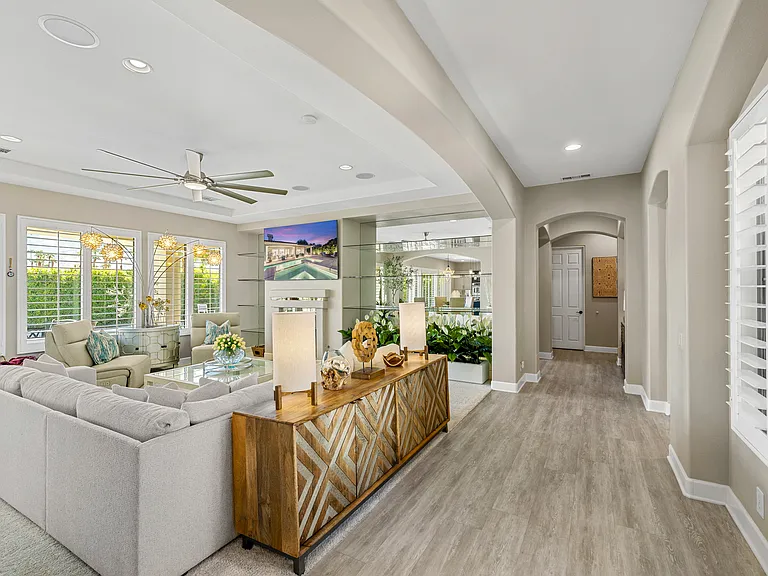 77939 Desert Dr — Photo 25