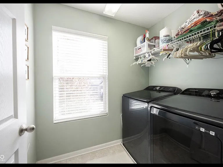 18911 Big Circle Dr — Photo 15