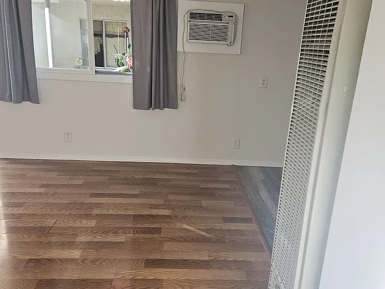 8809 Etiwanda Ave #27 — Photo 2