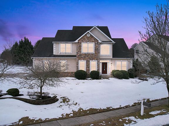 2nd image of 143 Yorktown Rd