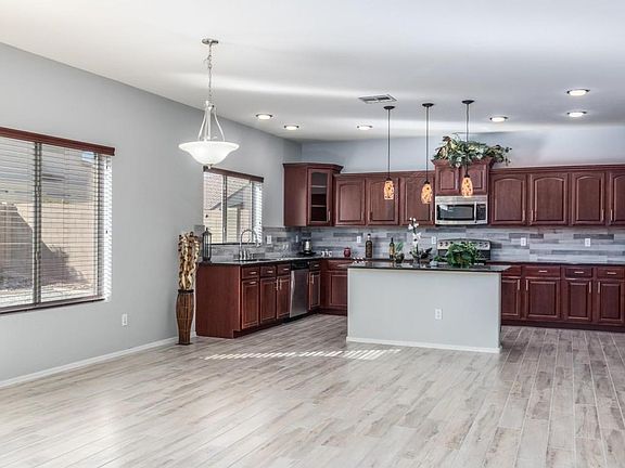 0011-Bloomfield (17)