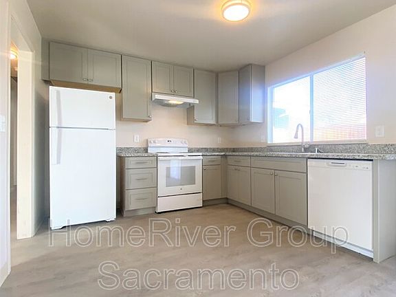 4th image of 4375 Oxwood Dr
