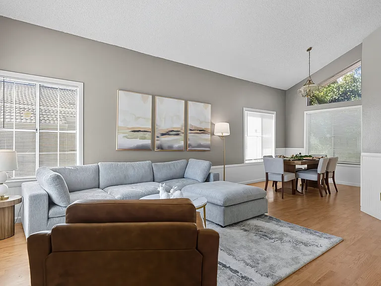 12675 Elmhurst Dr — Photo 8