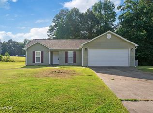 175 Turtle Creek Rd, Lexington, TN 38351