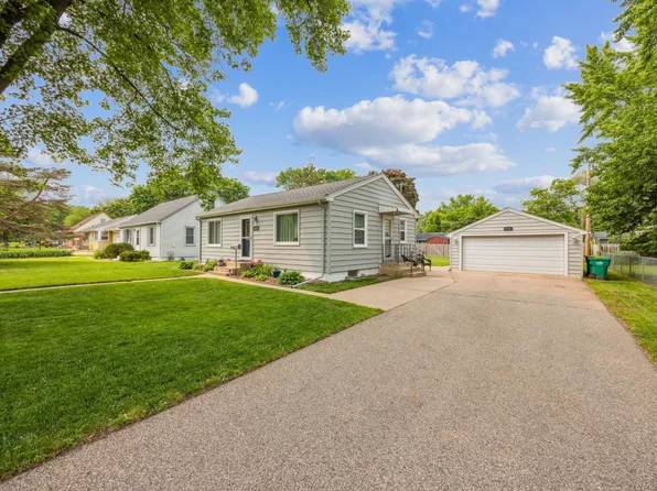 6714 45th Ave N, Crystal, MN 55428