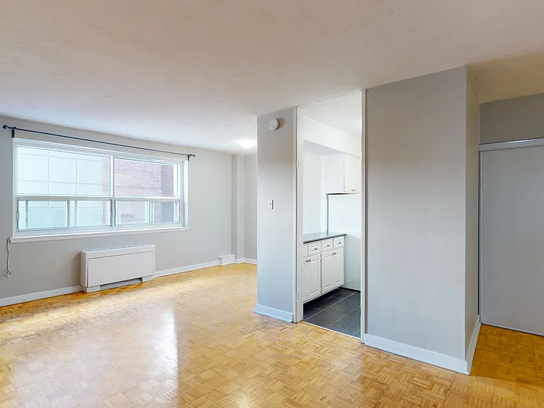 335 Cooper St — Photo 47
