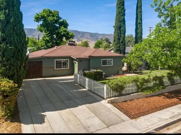 108 Brentwood Dr, Tehachapi, CA 93561