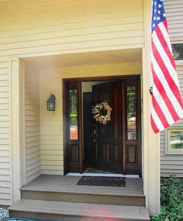 LOVELY NEW FRONT ENTRANCE