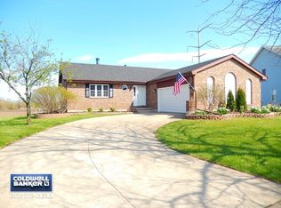 1310 Janet St, Sycamore, IL 60178