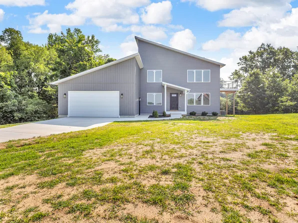 6835 S Price Lake Dr, Jackson, MI 49201