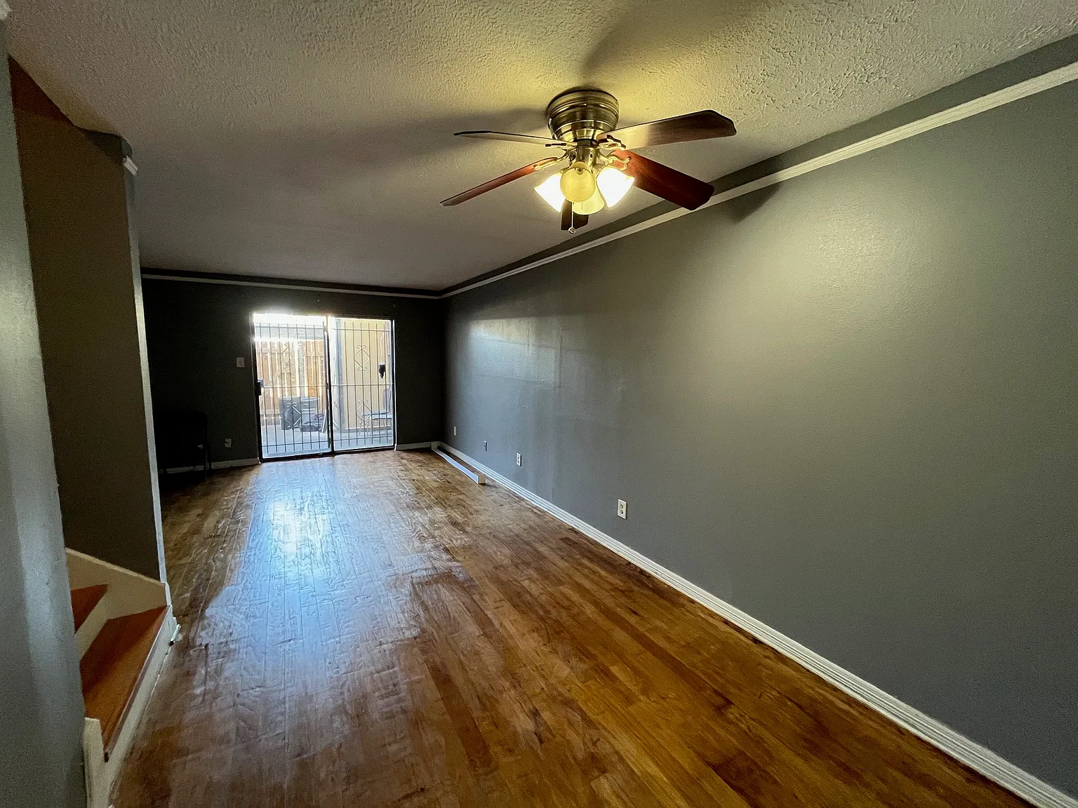 2 bed, 2.5 bath, 1192 sqft, $1,650 — Photo 3