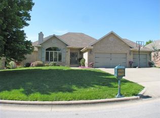 4276 E Crosswinds Pl, Springfield, MO 65809