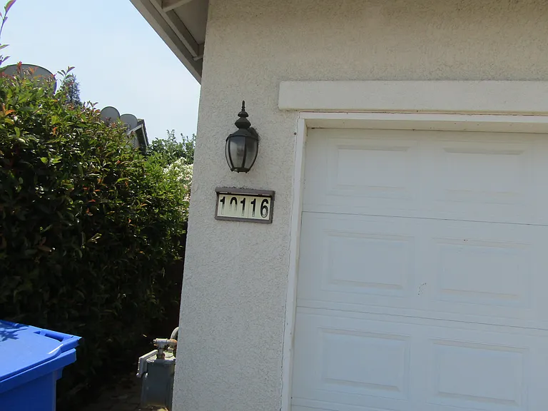 10116 Lambeau Ct — Photo 2