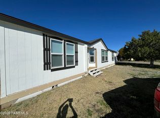 20908 E Deer Valley Ln, Mayer, AZ 86333