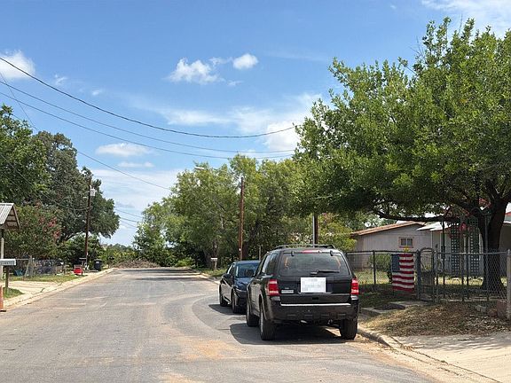 5th image of 1309 Avenue A