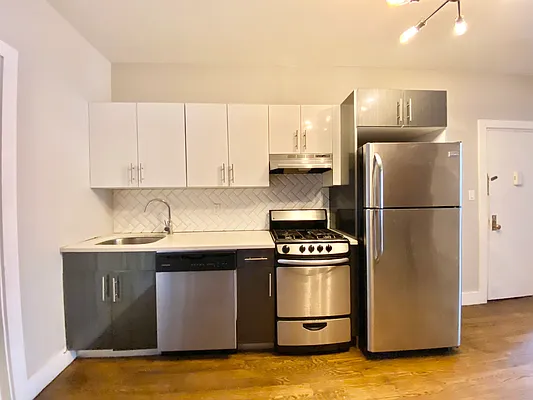 Rented by Simply Brooklyn Realty Inc | media 4