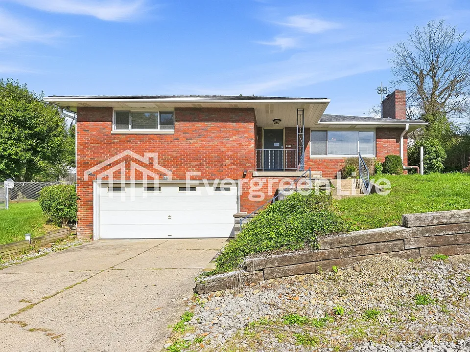 132 Autumn Dr