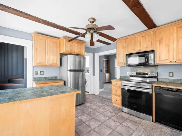 94 Eutaw Ave, Lynn, MA 01902