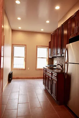 Rented by Grand & Co. | media 28