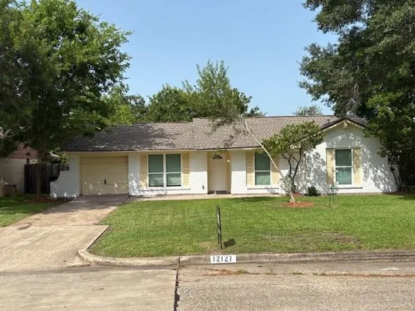 12127 Rhinebeck Dr, Houston, TX 77089