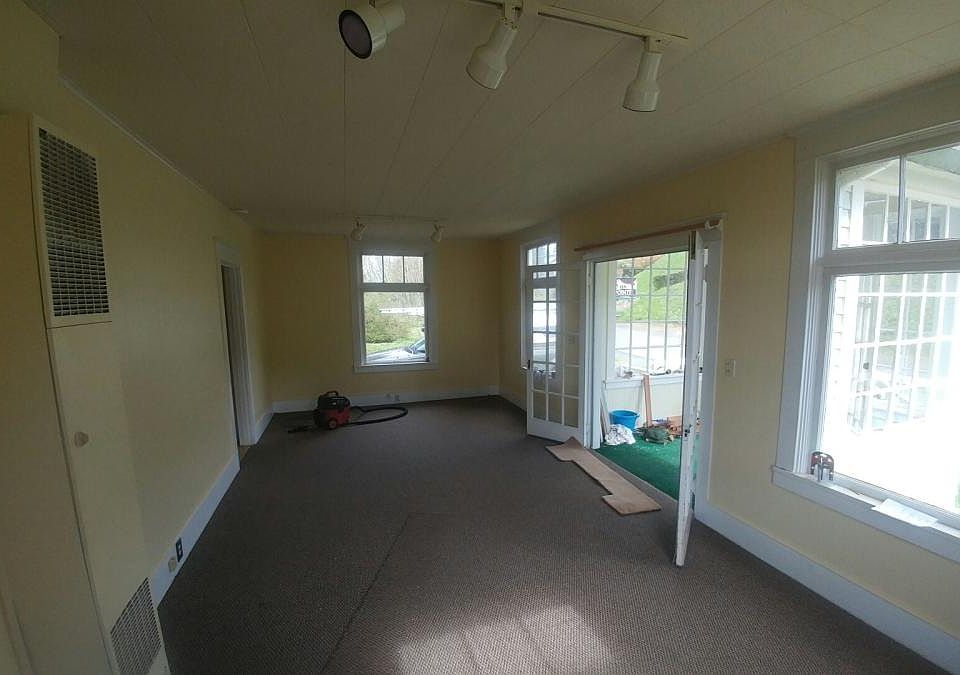 Living room east