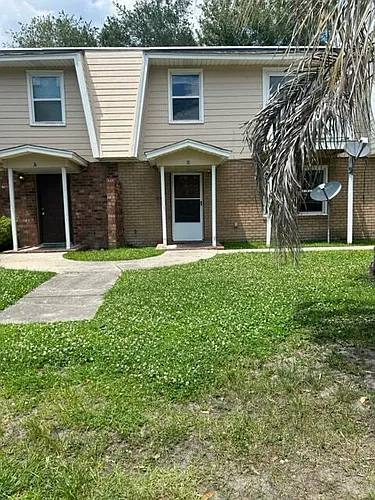 1552 Evergreen St #B Photo 1