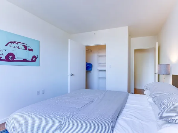 4-75 48th Avenue image 23 of 52