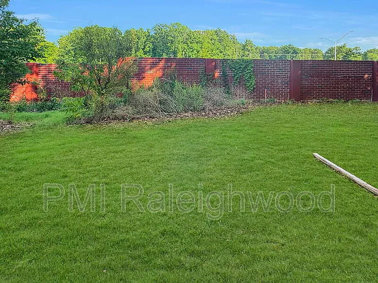 1275 Teakwood Pl — Photo 18