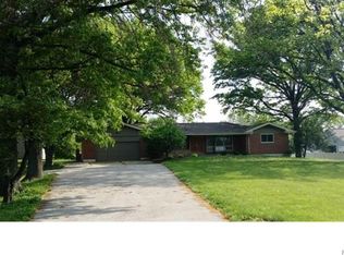 2375 Charbonier Rd, Florissant, MO 63031