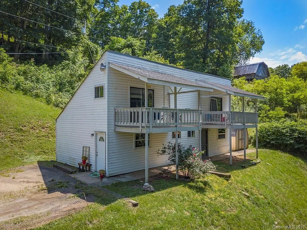 1 bed, 1.0 bath, 600 sqft, $995 — Photo 2