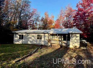 9911 N M94 Rd, Manistique, MI 49854