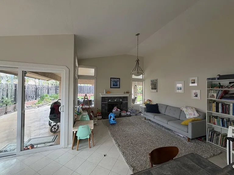 11995 Thomas Hayes Ln — Photo 8