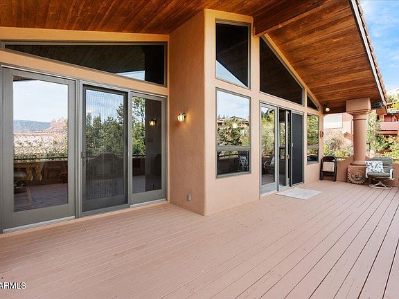 4th image of 310 Les Springs Drive