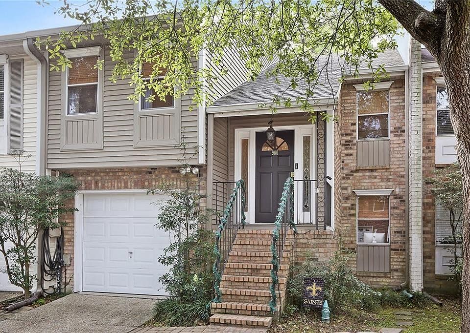 1st image of 900 Old Metairie Pl