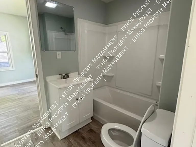 1461 E Cairo St — Photo 9