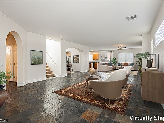 2nd image of 178 Castle Course Ave