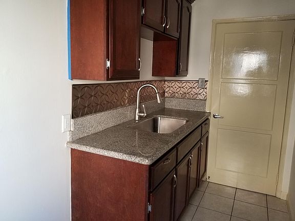 4th image of 934 N Normandie Ave APT 1